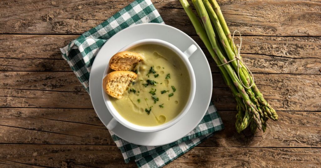 Green asparagus gazpacho